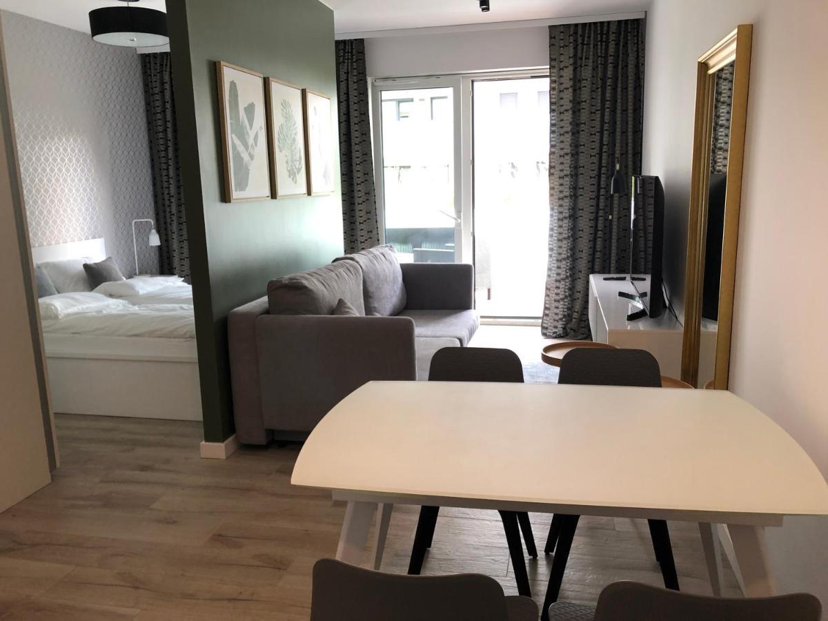 Maryrosie - Apartament Przy Morzu Z Miejscem W Garazu Podziemnym Rewal